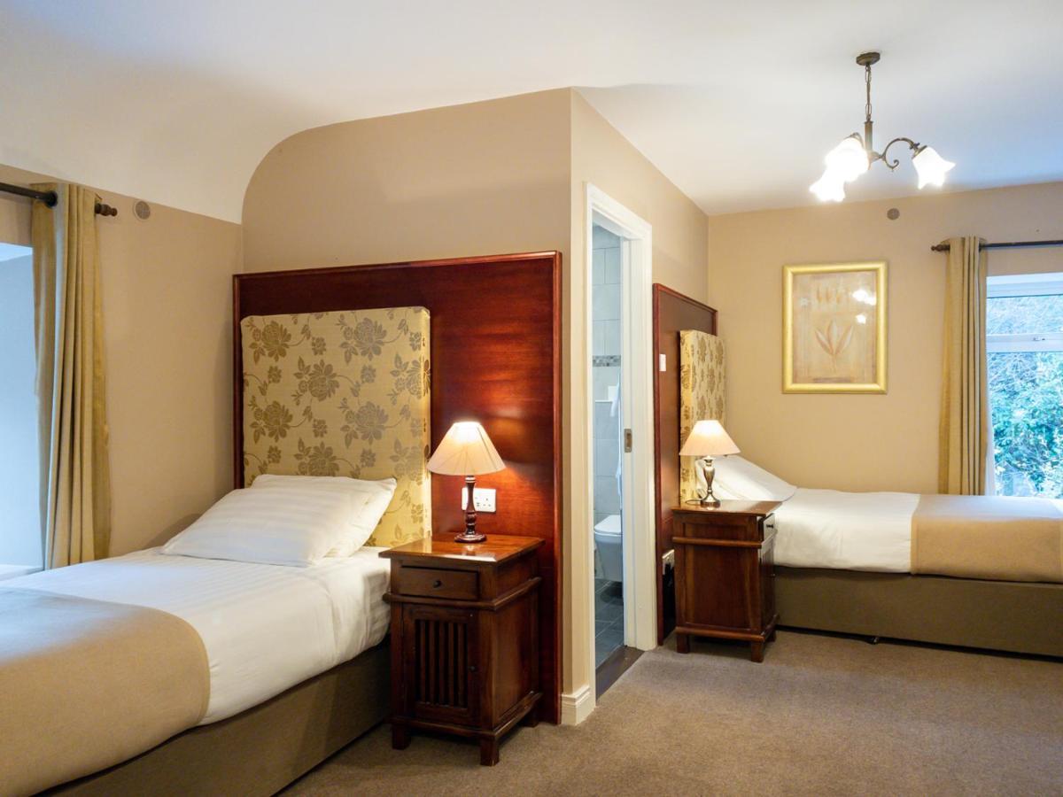 Leenane Hotel リーノーン エクステリア 写真