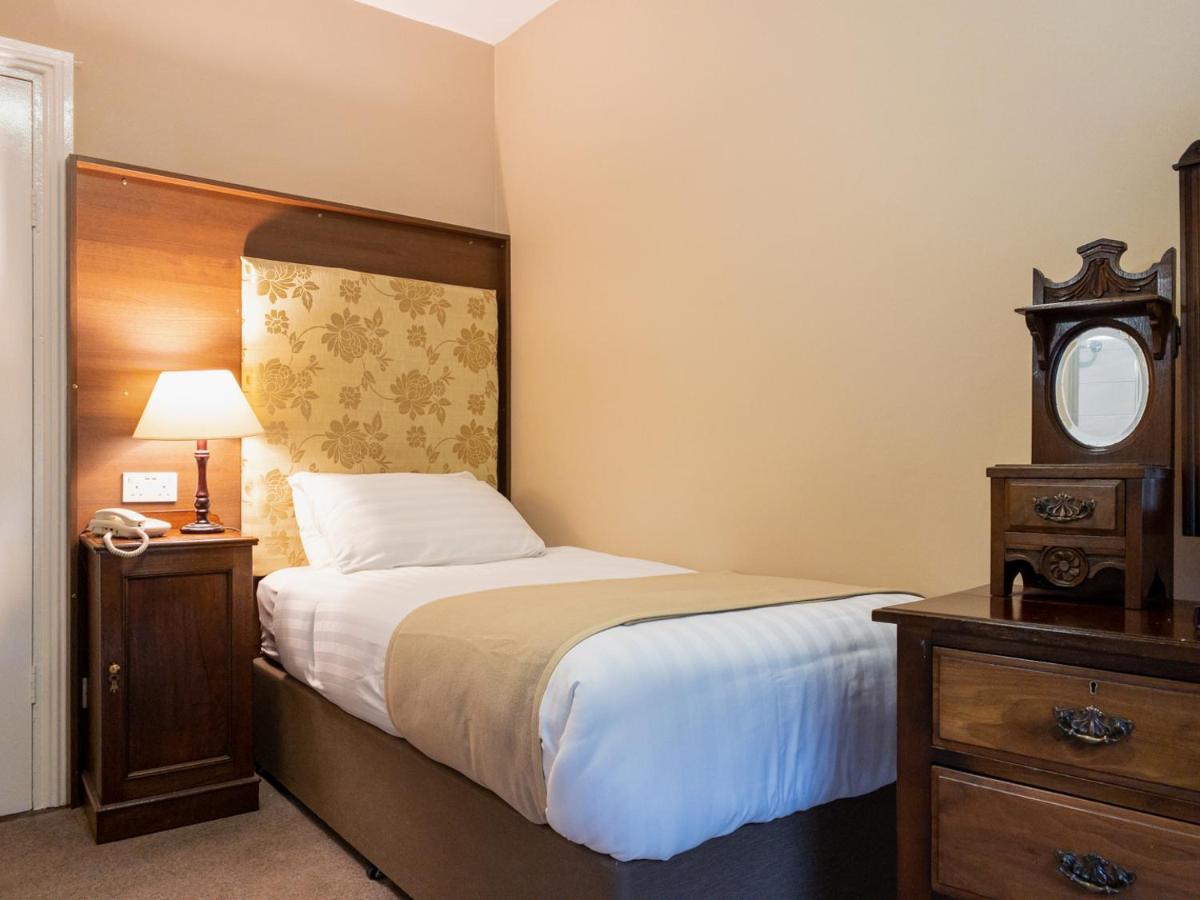Leenane Hotel リーノーン エクステリア 写真