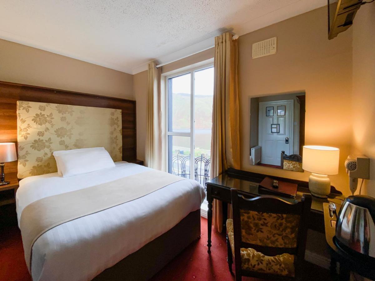 Leenane Hotel リーノーン エクステリア 写真