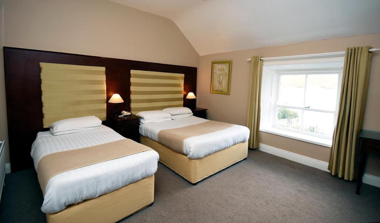 Leenane Hotel リーノーン エクステリア 写真