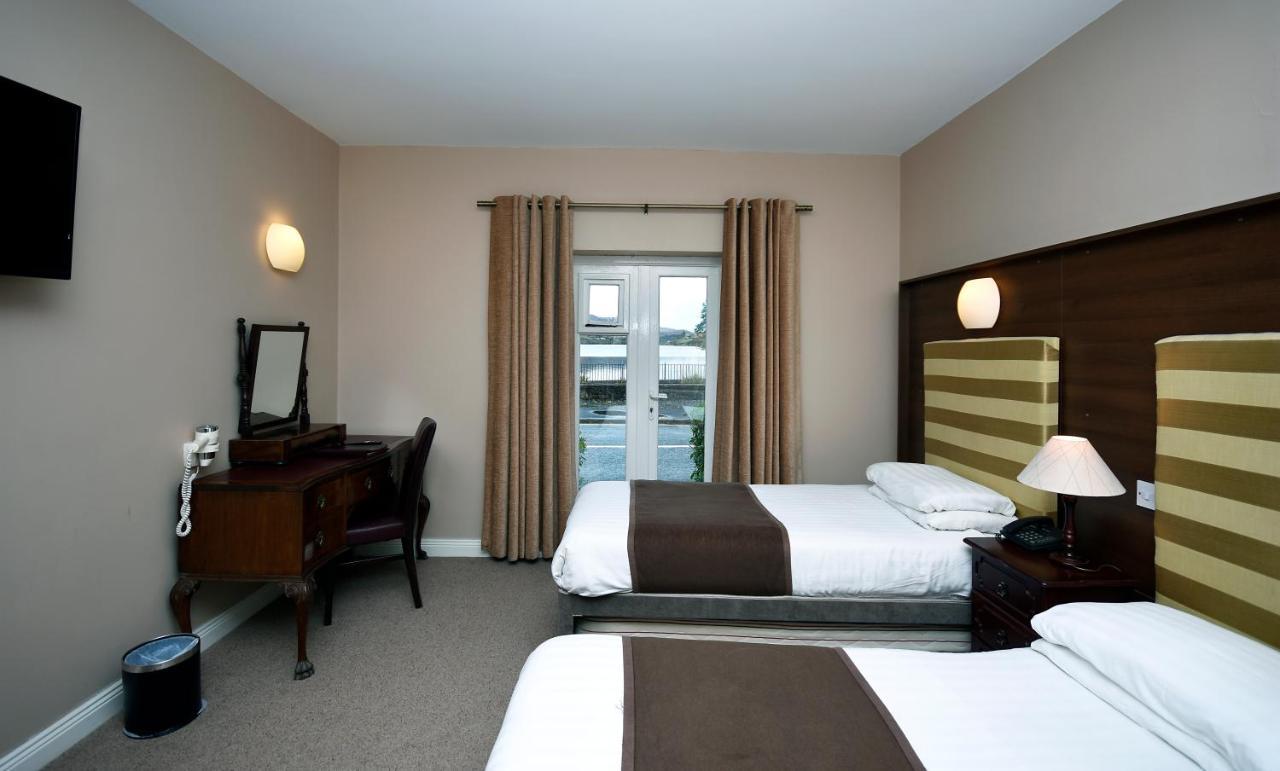 Leenane Hotel リーノーン エクステリア 写真